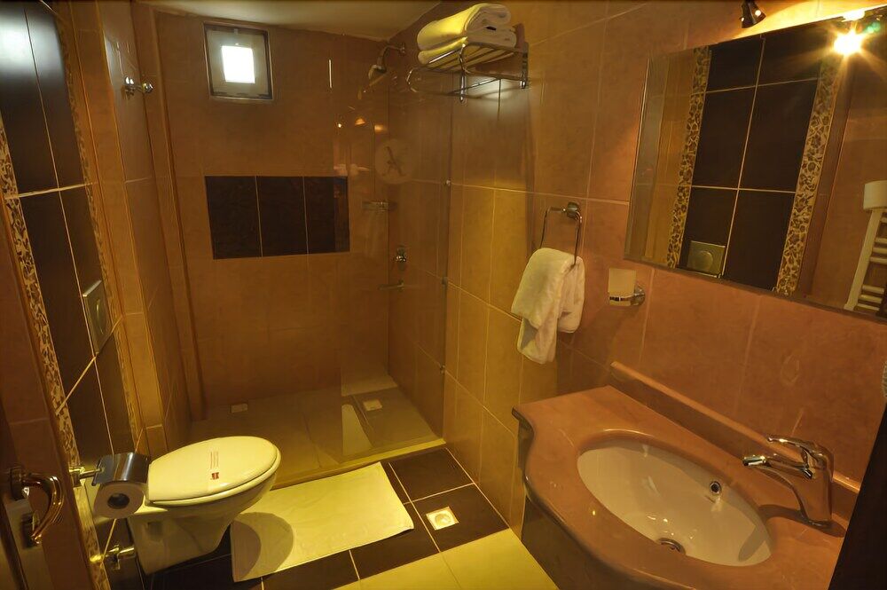 Lalehan Hotel Special Class Amasya Exterior photo